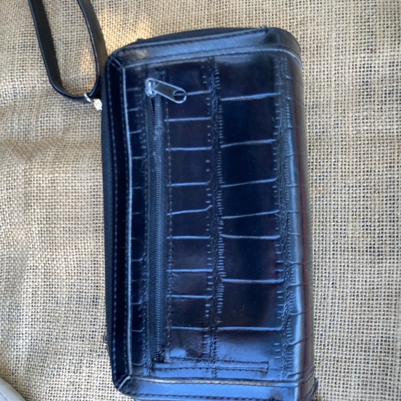 M. C. Marc Chantal wallet with crossbody strap - Picture 4 of 6